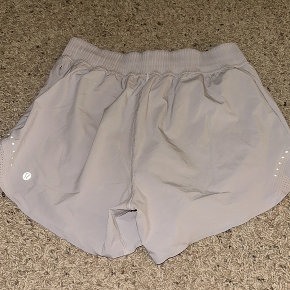 lululemon special edition hotty hot high rise 4 in. short - Picture 2 of 3